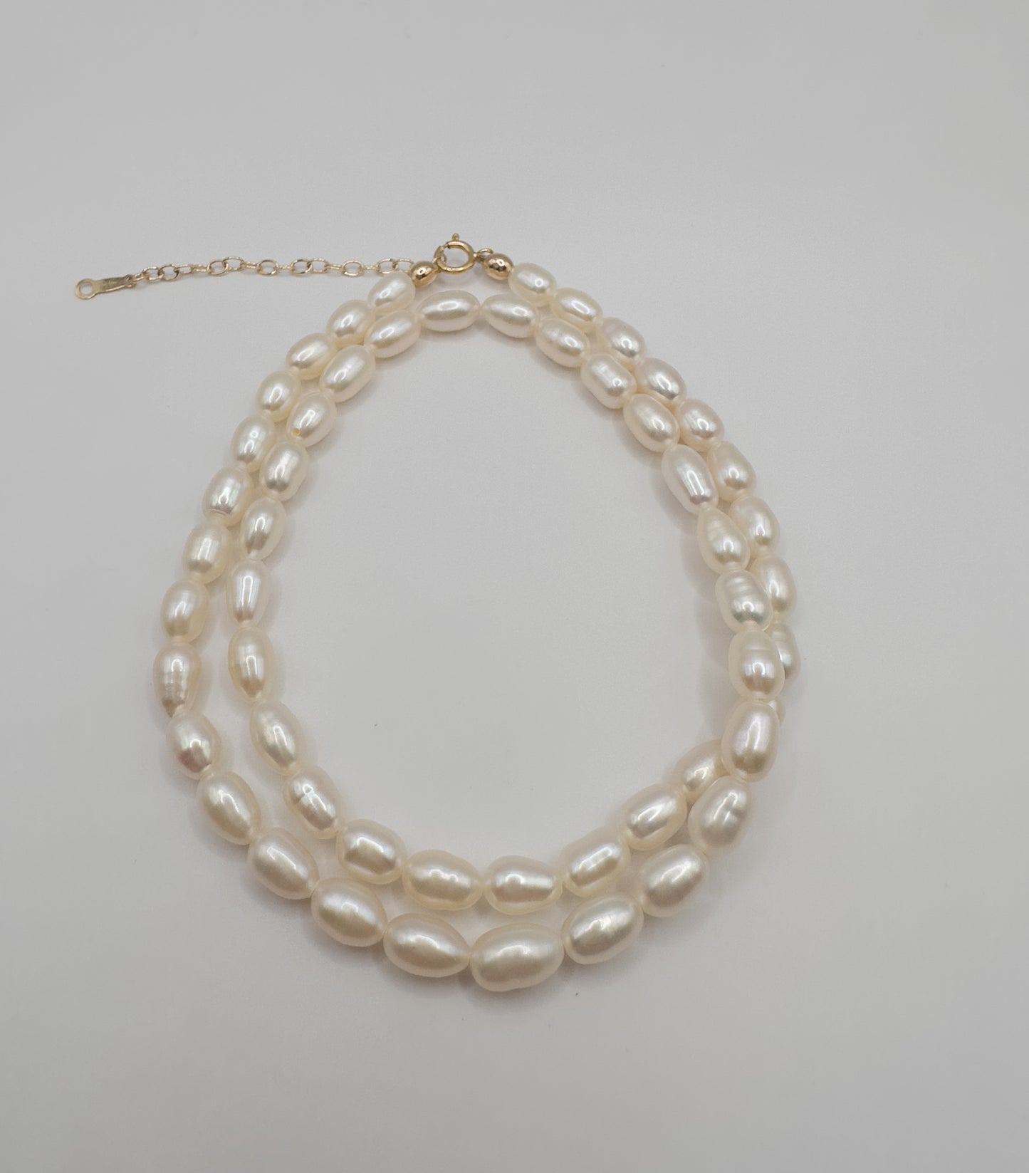 OS natural rice pearl / gold-filled choker. L (4.5-5 mm pearl)