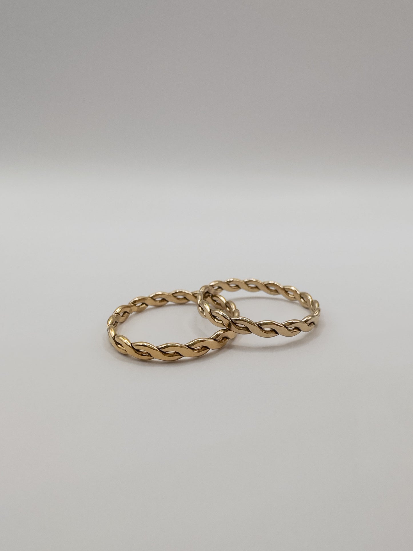 OS pair of Gold-Filled twisted rings. size 6